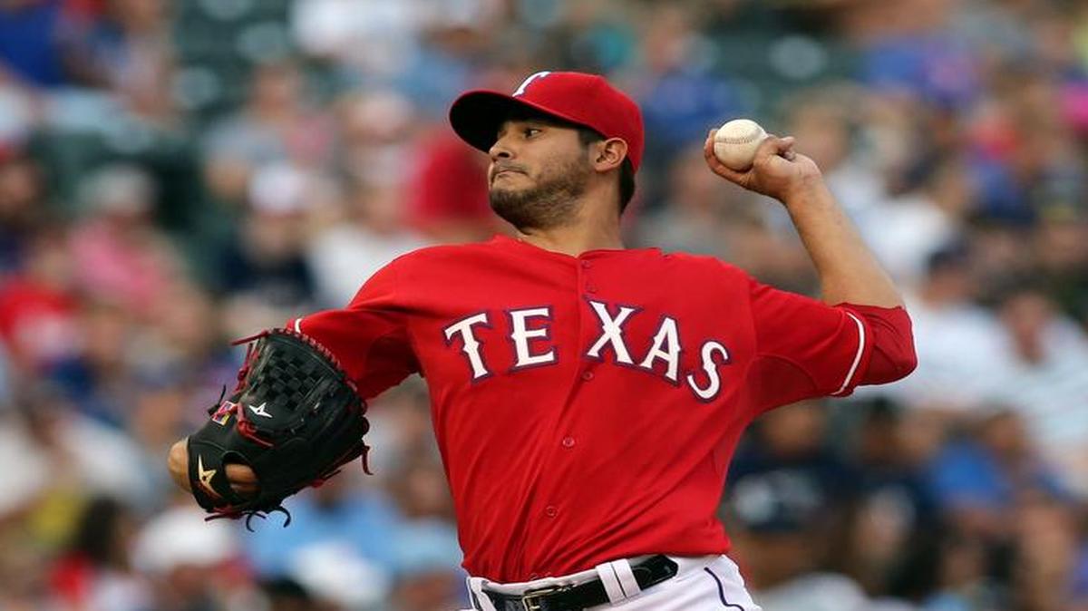 
Martin Perez will start Game 3 of the ALDS after allowing only one run in his final 13 innings of the regular season.
