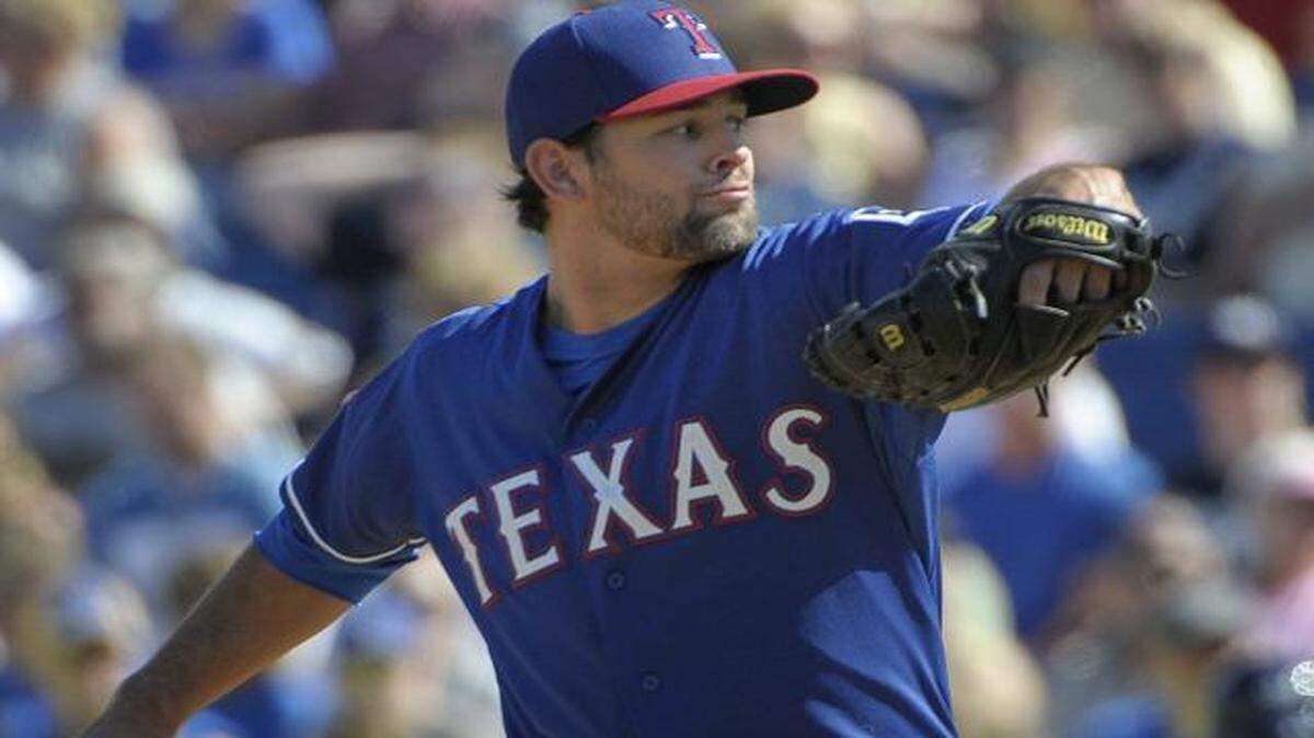 
Rangers starter Nick Martinez might have secured the fifth spot in the rotation after giving up five hits in six scoreless innings.



