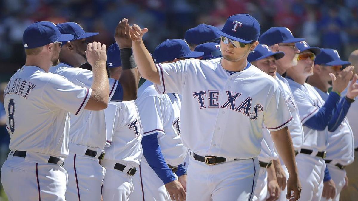 Rangers starting pitcher Yu Darvish threw a 30-pitch live bullpen session for the first time Wednesday at Globe Life Park. He’ll throw two more before beginning a rehab assignment in the minors.