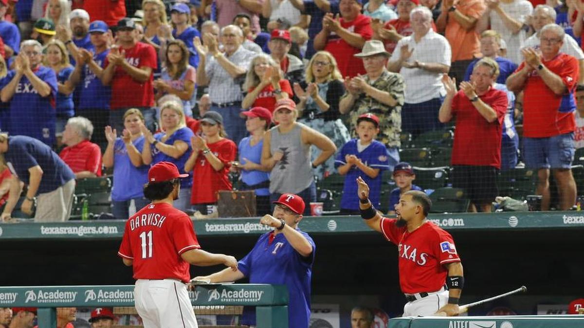 Yu Darvish leaves the game in the eighth inning to a standing ovation. Darvish earned the win as the Rangers beat the Athletics 6-2 at Globe Life Park.