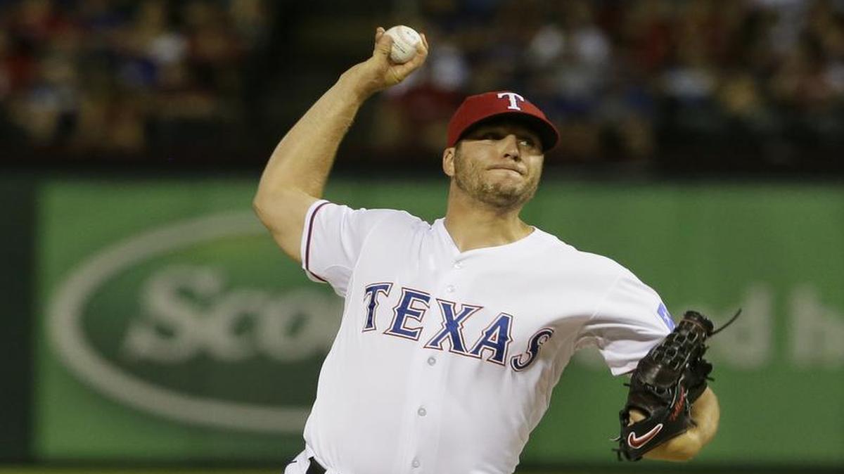 
Shawn Tolleson was officially named the Rangers’ closer Tuesday even though he has been pitching in that role since late May.
