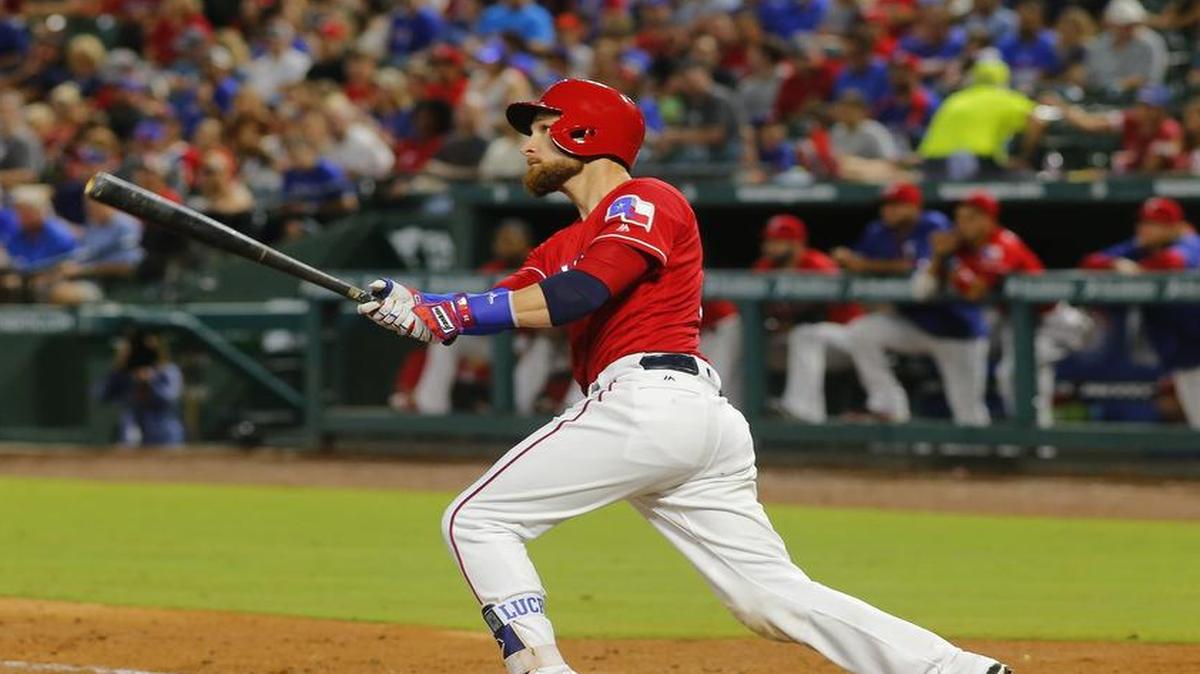 Jonathan Lucroy blasts a solo homer in the fourth, his seventh since joining the Rangers. Lucroy added a two-run double in the seventh.