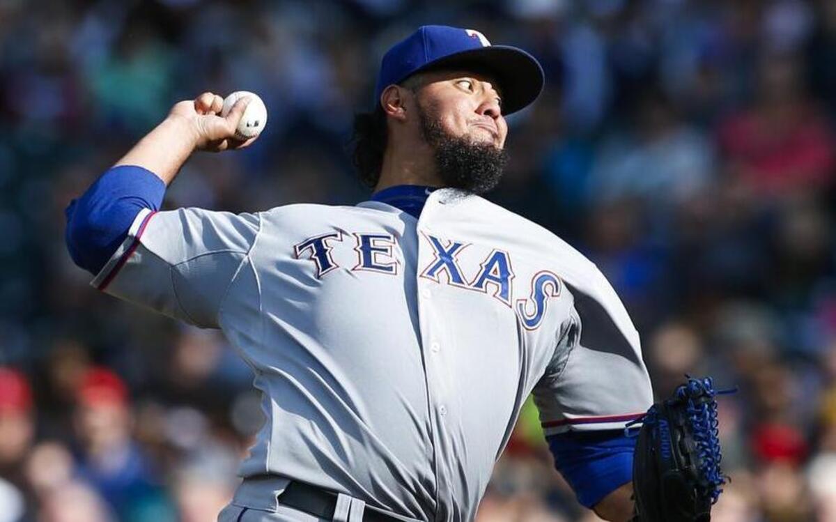
Yovani Gallardo allowed only five hits in 5 1/3 scoreless innings Sunday.
