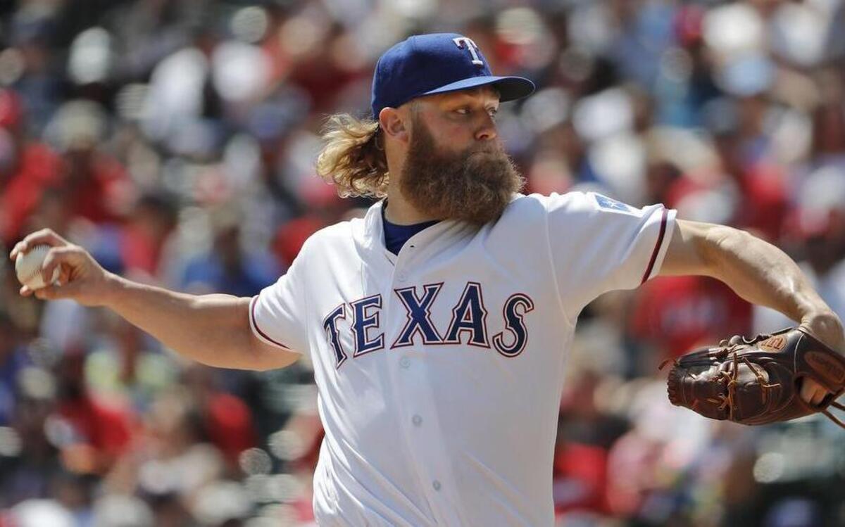 Andrew Cashner will be seeking his 11th victory of the season Monday and a multi-year contract offer during the off-season.