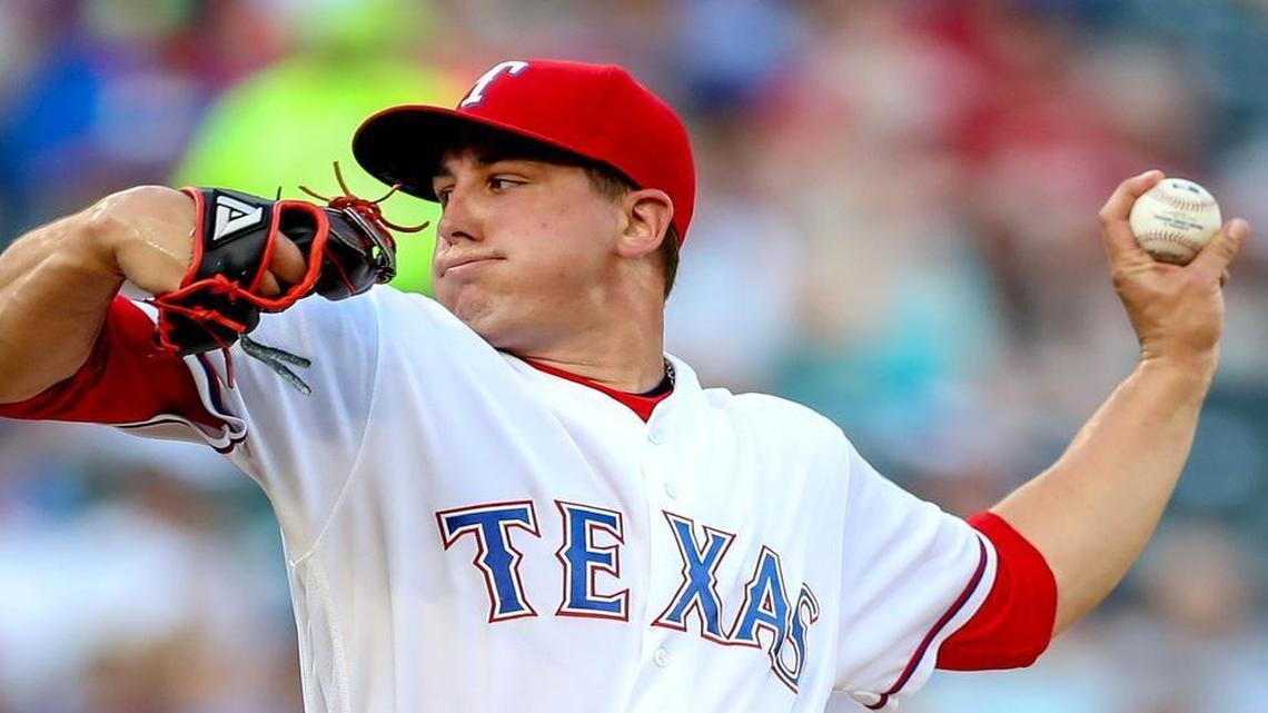 Derek Holland will still have spring training in Arizona after agreeing to a one-year deal with the Chicago White Sox.