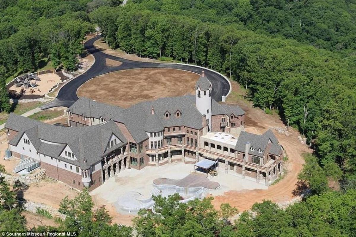 Cole and Heidi Hamels donated their 32,000 square foot home and over 100 acres in Missouri to Camp Barnabas, a non-profit charitable organization dedicated to providing life-changing experiences to individuals with special needs and chronic illnesses as well as their siblings.