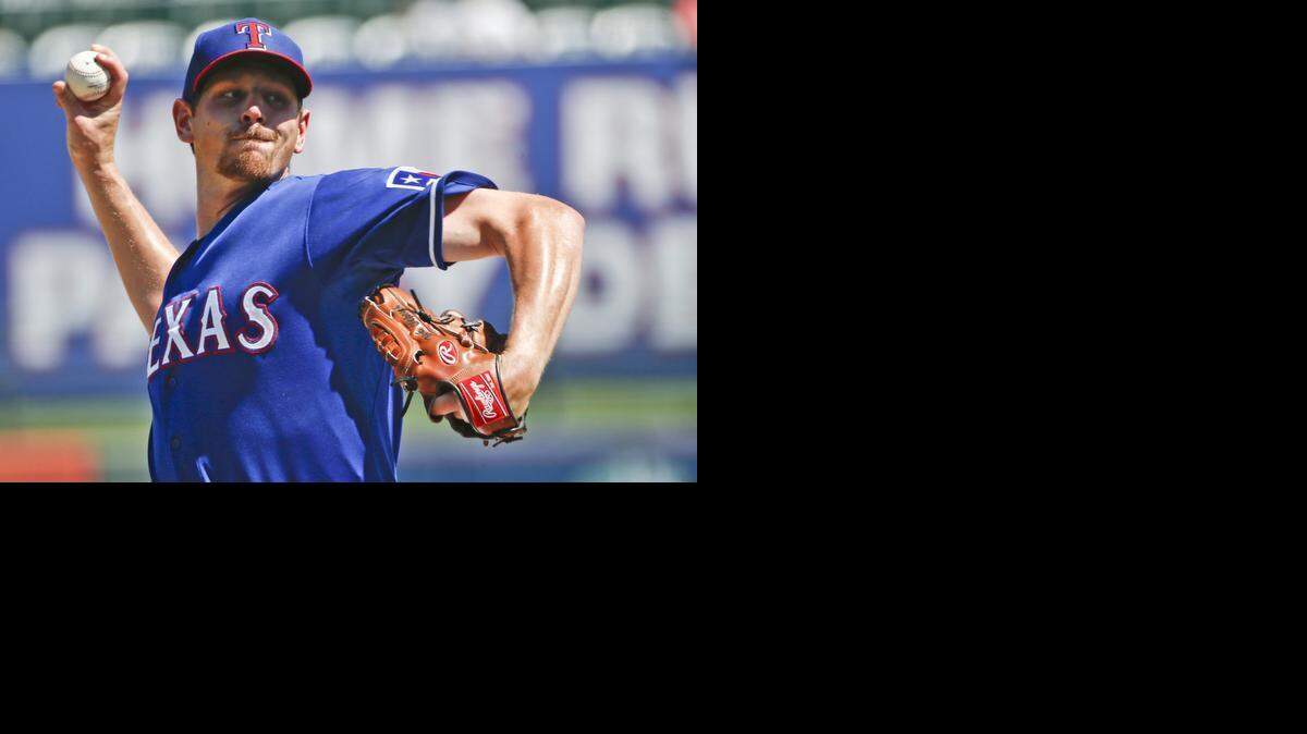 
Rangers pitcher Nick Tepesch was roughed up by the Dodgers on Sunday in Glendale, Ariz. He allowed seven runs on nine hits in 3

2/3
 innings in a 10-5 loss.
