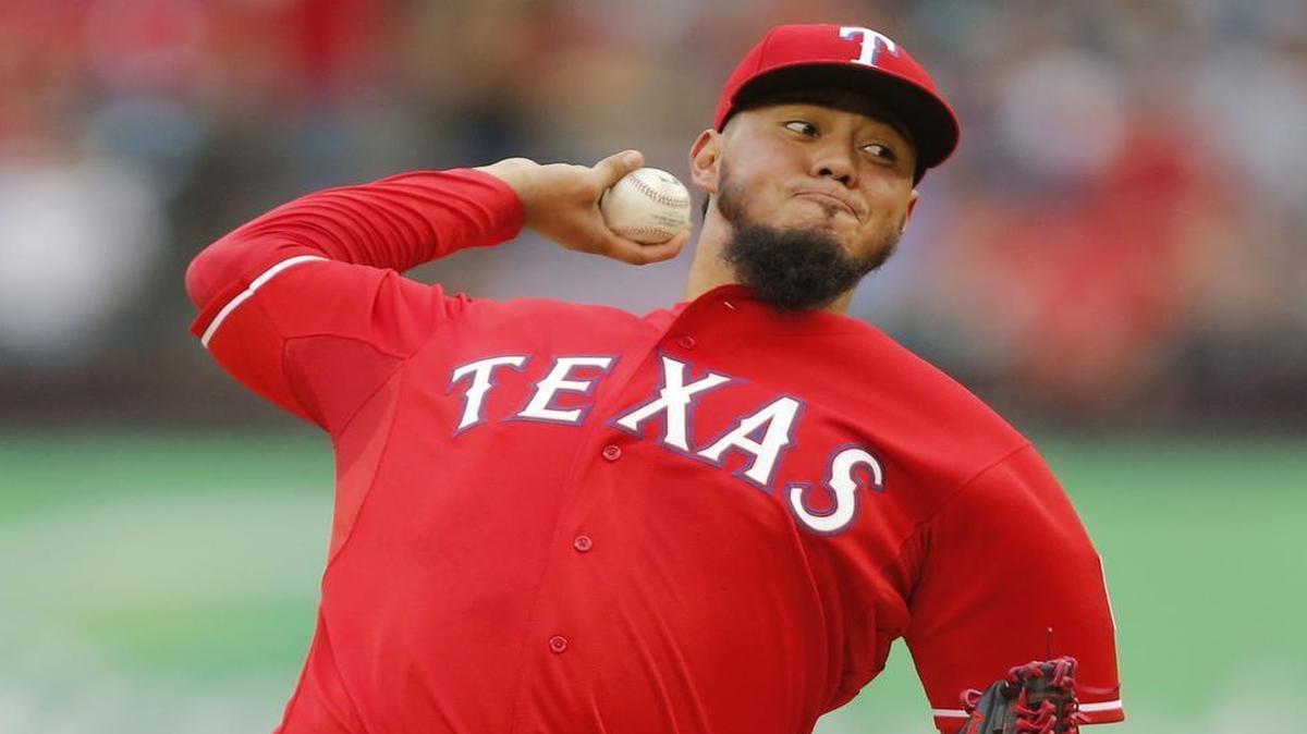 
Yovani Gallardo gave up three runs in 5 
2/3
 innings Tuesday to take his first loss since May 19.

