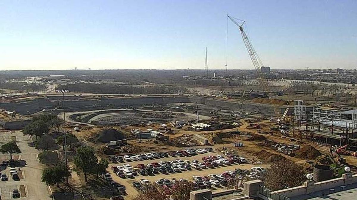 A live webcam from EarthCam is now available for Texas Rangers fans to watch progress on the construction of the $1.1 billion retractable-roof stadium Globe Life Field, which is scheduled to open in 2020.