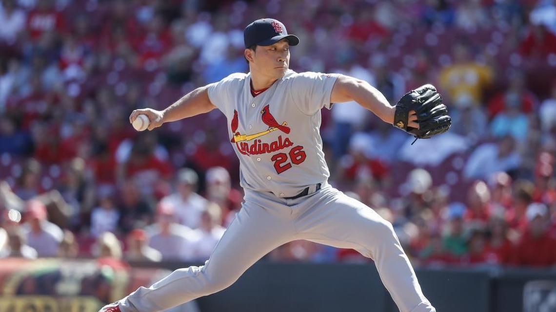 The Rangers won't be signing Seung-Hwan Oh after cutting off negotations with the free-agent reliever.