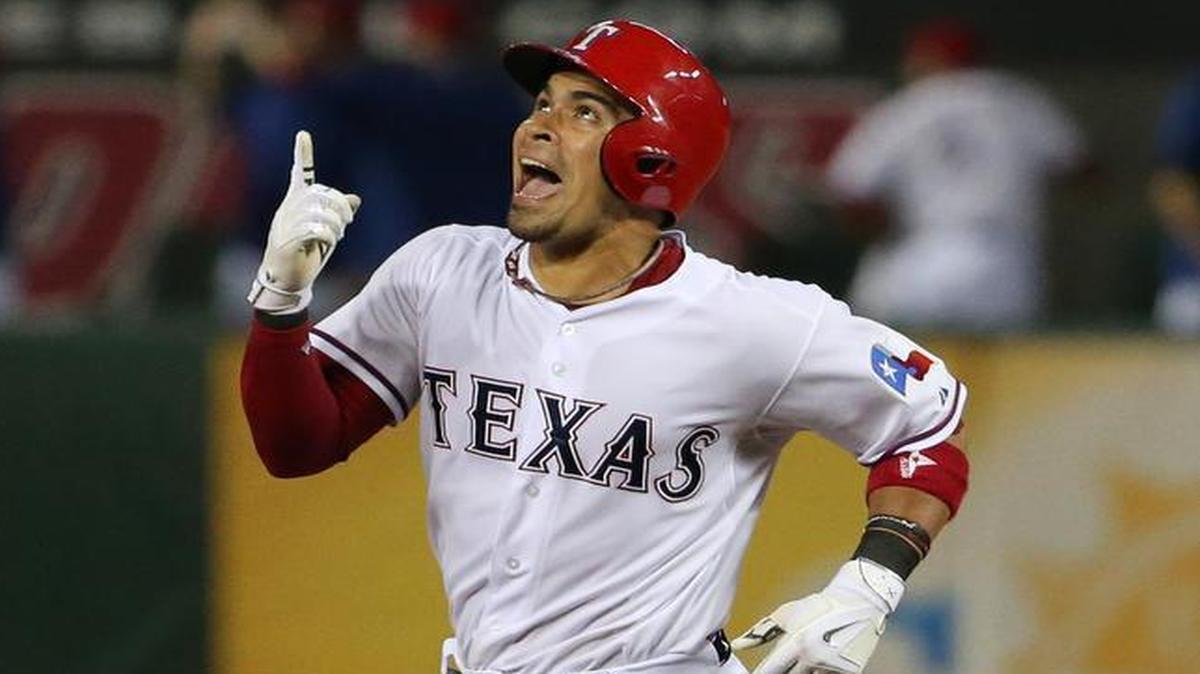 
Robinson Chirinos circles the bases after hitting a walkoff homer Tuesday night.

