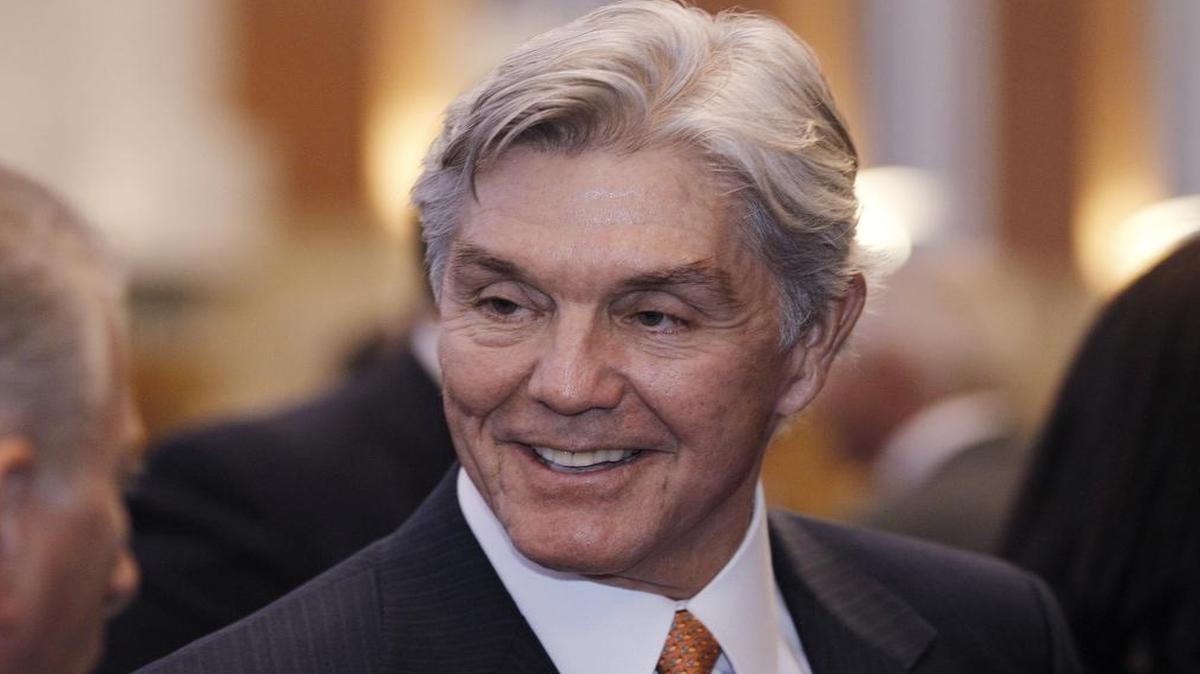 Congressman Roger Williams will be honored at the Bobby Bragan Lifetime Achievement Award Gala on Nov. 2.