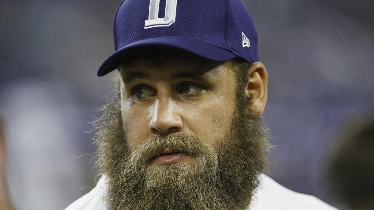 Dallas Cowboys center Travis Frederick on the sidelines during the second half of a preseason NFL football game against the Arizona Cardinals on Sunday, August 26, 2018 at AT&T Stadium in Arlington, Texas. (Special to the Star-Telegram/Ray Carlin)