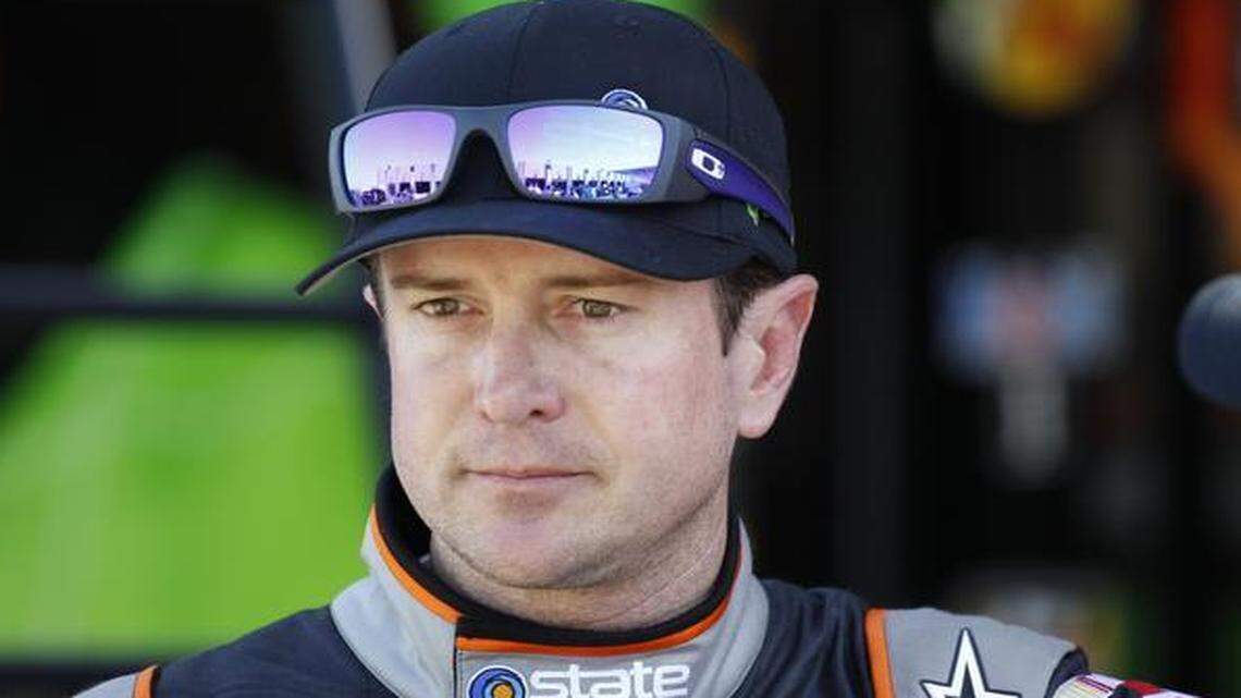 
Kurt Busch, reinstated by NASCAR, will be able to compete for the Chase for the Sprint Cup after being granted a waiver. 
