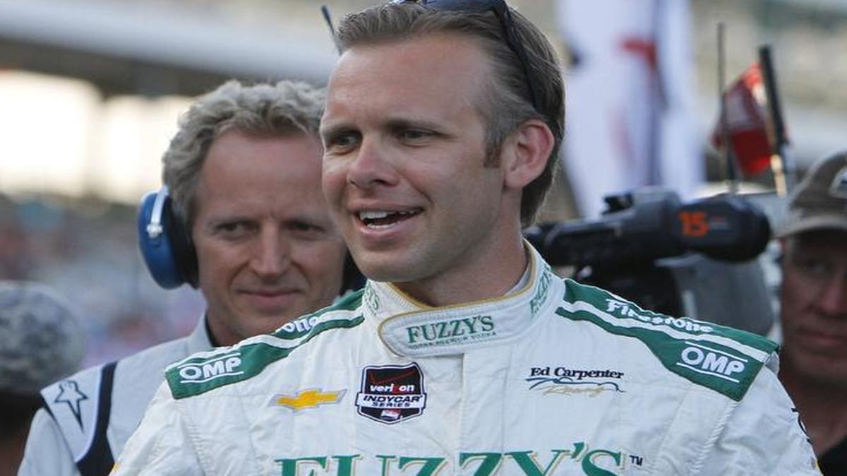 
 
Ed Carpenter, greeting fans in June 2014 at Texas Motor Speedway, says a testing session Wednesday was “very productive” with temperatures in the 90s. 
