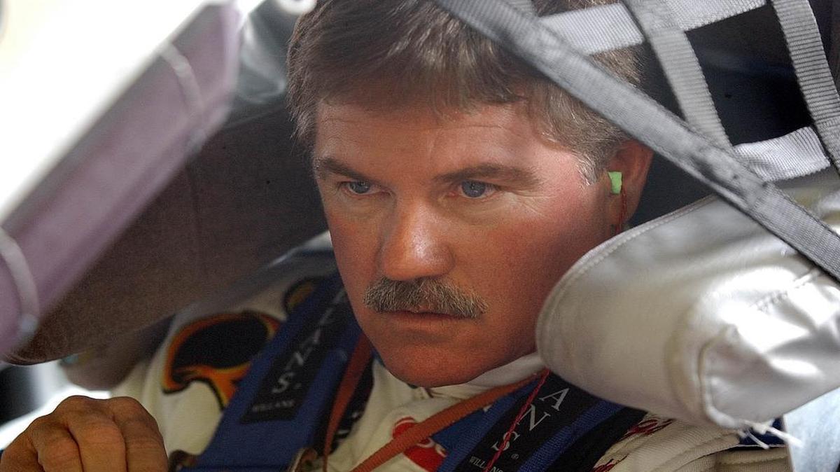 
Terry Labonte made 890 starts over a 37-year career, including the 2005 Samsung/Radio Shack 500 at Texas Motor Speedway.
