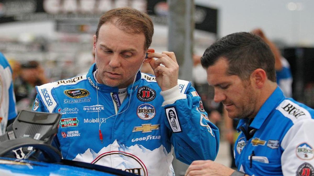 Kevin Harvick, left, has won five Xfinity Series races in Texas, but he’s never celebrated a Cup series win at the track. He’ll try to end that drought Sunday in the AAA Texas 500