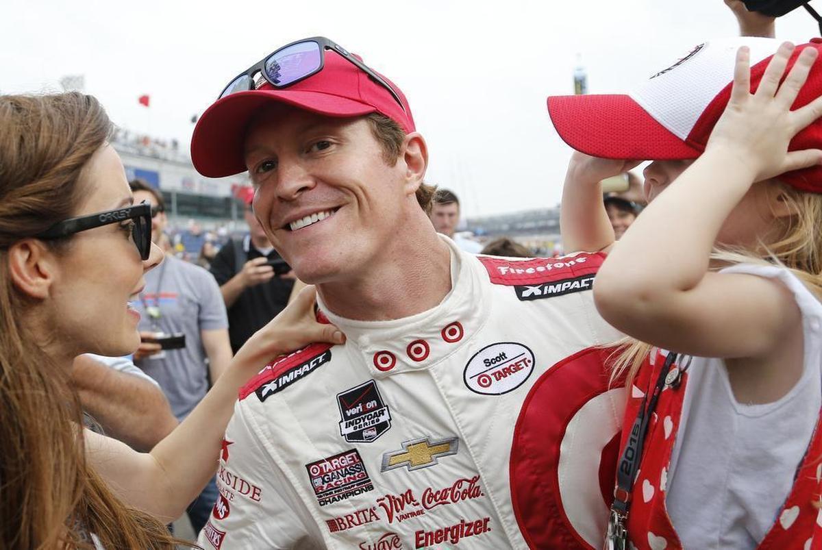 Pole-sitter Scott Dixon won from the pole in 2008. 