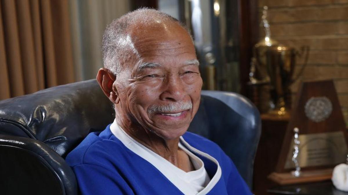 Retired Fort Worth Dunbar head basketball coach Robert Hughes is a finalist for the Basketball Hall of Fame.