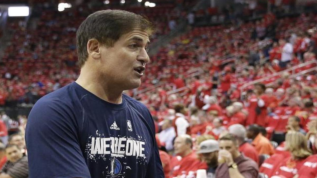 
In a message to fans Thursday, Mavericks owner Mark Cuban said he had not heard from DeAndre Jordan since Tuesday night.
