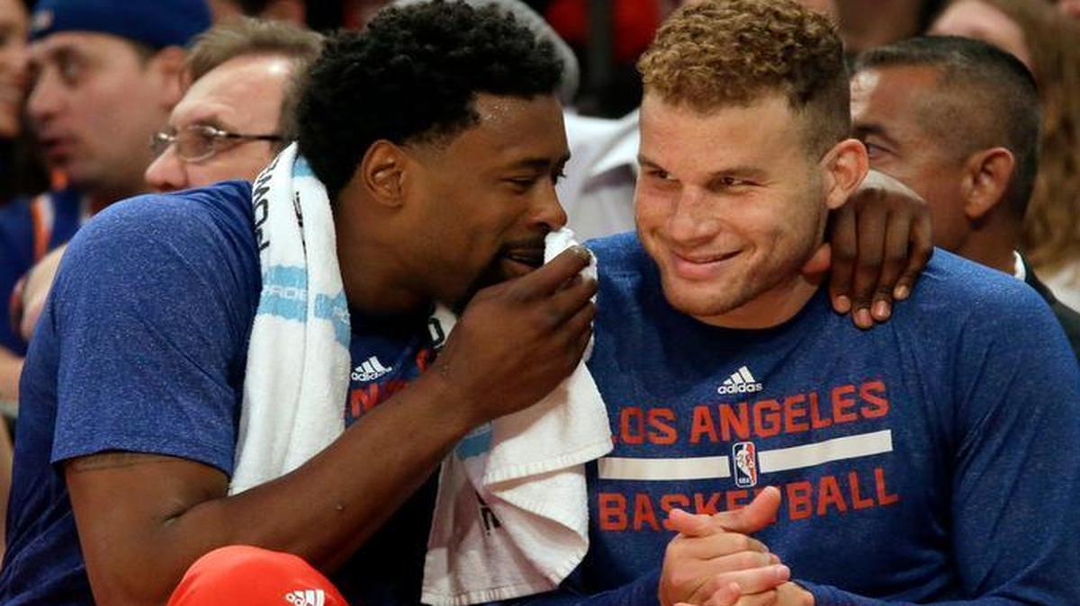
Los Angeles Clippers center DeAndre Jordan, left, and forward Blake Griffin shared good times in the 2014-15 season and will again. Jordan re-signed with the Clippers after the moratorium ended late Wednesday night after reneging on his Mavericks agreement. 
