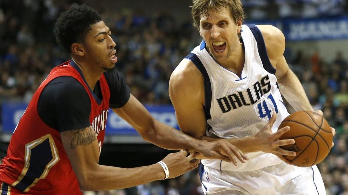 Anthony Davis, left, had 31 points and 14 rebounds Saturday in Dallas to help the Pelicans edge Dirk Nowitzki and the Mavericks. The teams meet again Wednesday in New Orleans.
