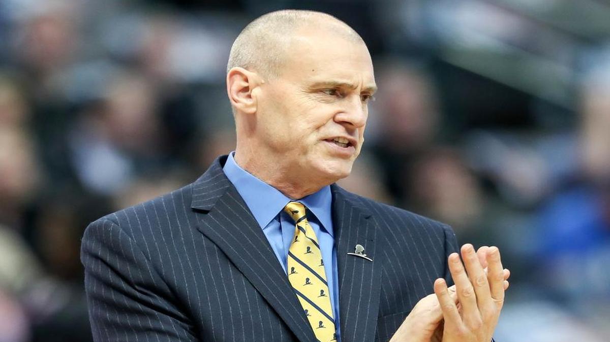 Dallas Mavericks head coach Rick Carlisle is looking for a much better effort from his team than he saw Wednesday night against Sacramento.