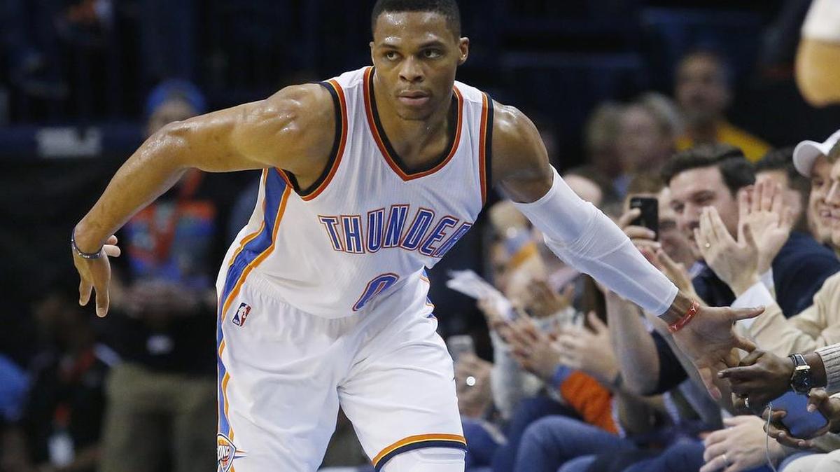 Oklahoma City Thunder guard Russell Westbrook had 34 points and seven assists Friday night in a loss to the New York Knicks. The Mavericks face the Thunder in Oklahoma City at 6 tonight.