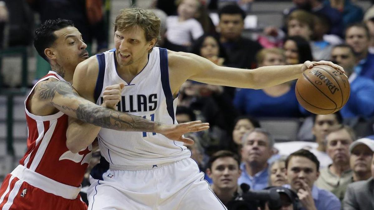 Dirk Nowitzki, right, in action Friday against Matt Barnes and the Grizzlies, scored 20 points in Tuesday’s loss at Toronto and needs 10 to pass Shaquille O’Neal on the NBA scoring list.