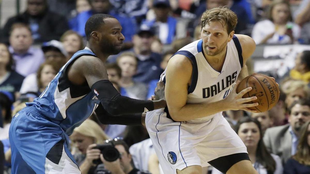 Mavericks forward Dirk Nowitzki played just 17 minutes in Sunday night’s victory over Shabazz Muhammad and the Timberwolves.