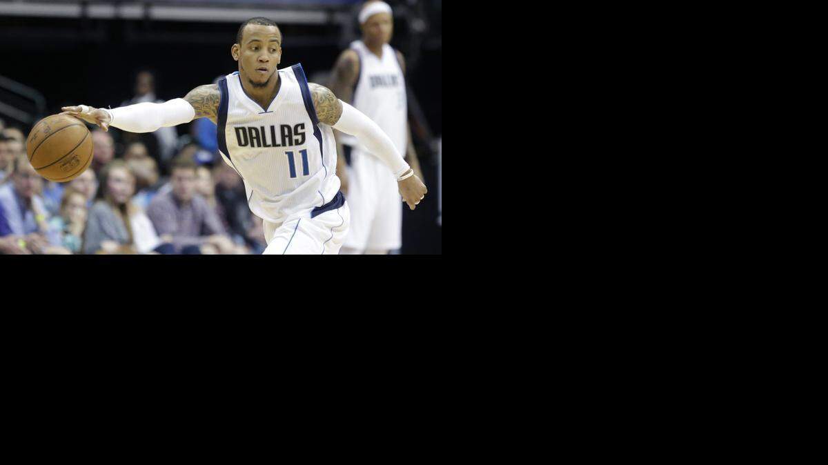 
Dallas Mavericks guard Monta Ellis is nursinng a lower right leg injury and it is unknown when he will return.
