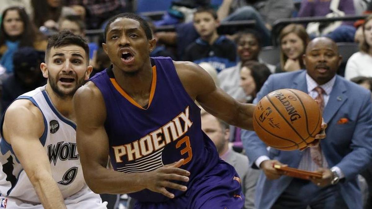 Guard Brandon Knight has taken over as the Suns leading scorer since Eric Bledsoe was sidelined for the season with a torn meniscus in his left knee. The Suns and Knight, who is averaging 19.7 points a game, will take on the Mavericks at 6 p.m. Sunday at American Airlines Center in Dallas. The game will air on FSSW.