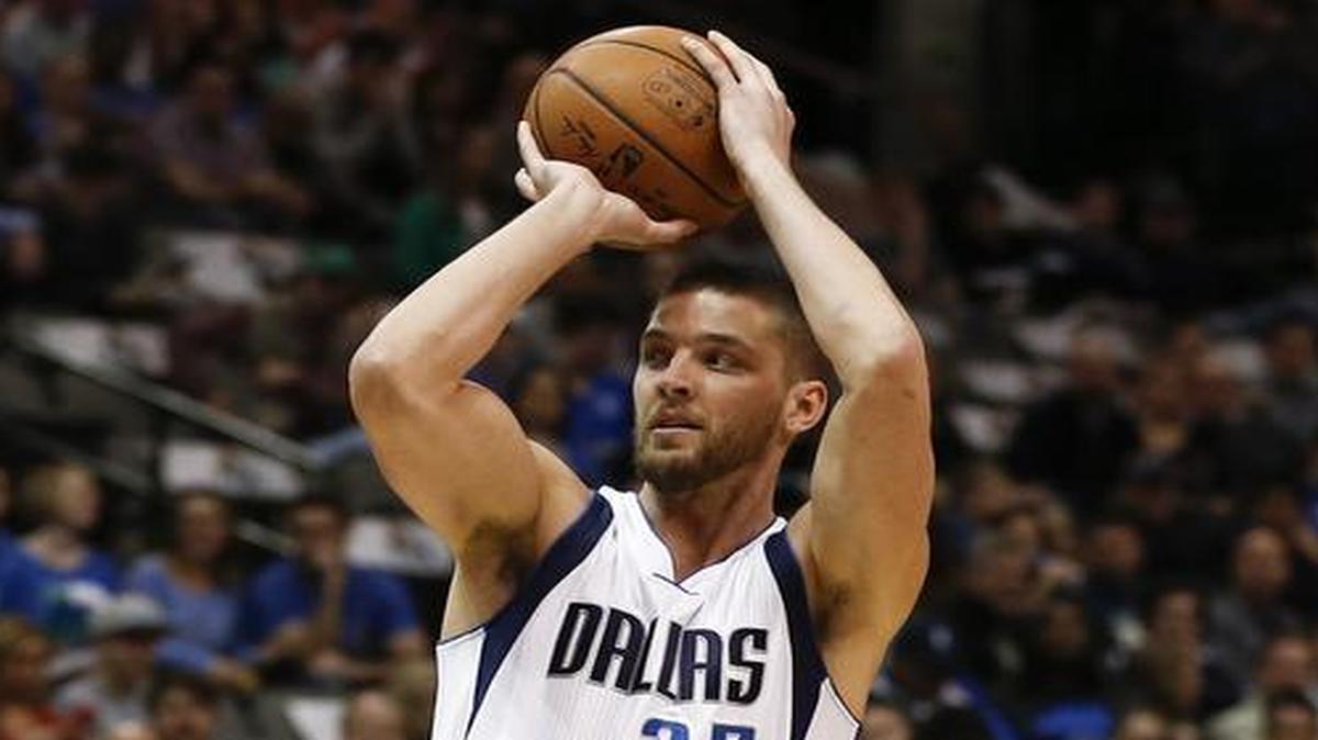 Mavericks forward Chandler Parsons, who had knee surgery six months ago, is eager to get back on the court.