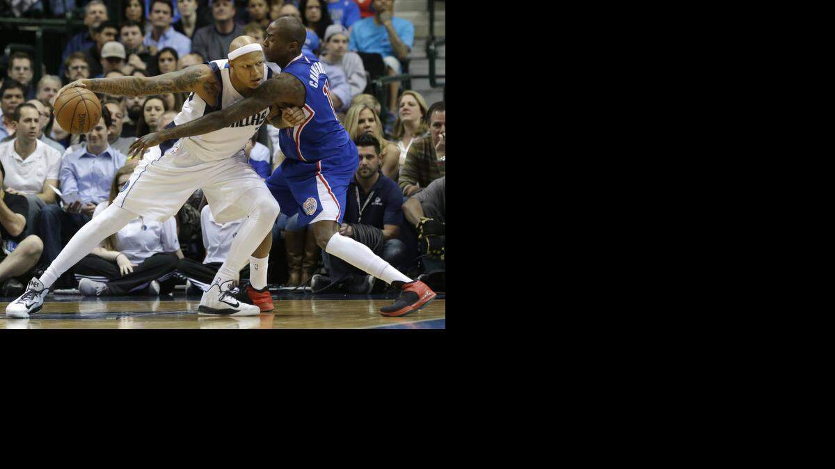 
Mavs forward Charlie Villanueva had 26 points against Jamal Crawford and the Clippers.



