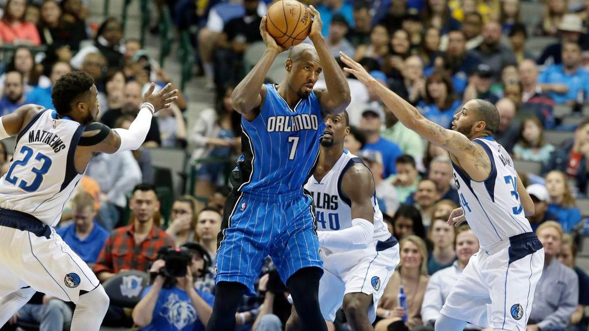 The Mavericks surrounded Orlando Magic forward Serge Ibaka on this play and in general all night in a 112-80 victory over their visitors from Florida.