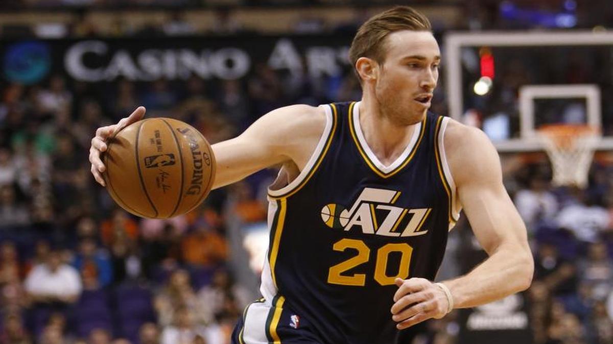Jazz forward Gordon Hayward averages 19.8 points and 3.7 assists to lead Utah into Tuesday’s game against the Mavericks at American Airlines Center (7:30 p.m., FSSW).
