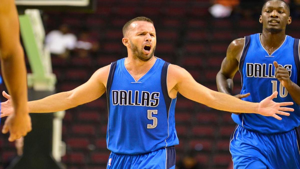 Dallas Mavericks guard J.J. Barea (5) disagrees with a refs call during the first half of an NBA preseason basketball game in Bossier City, La., Saturday, Oct. 1, 2016.