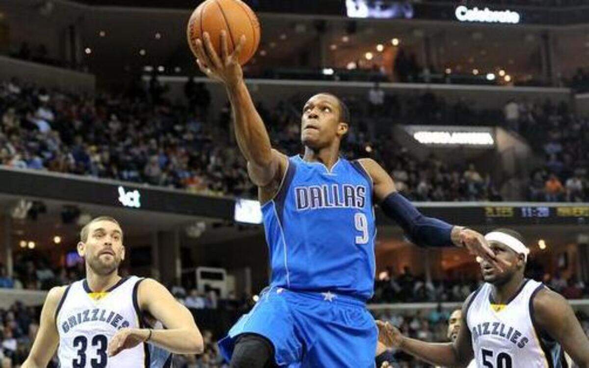 
Mavericks guard Rajon Rondo received his championship experience with the Celtics, winning the 2008 NBA title.


