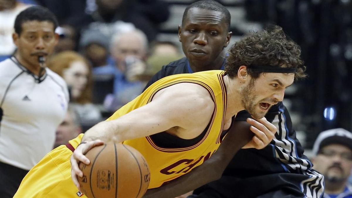 Cavaliers forward Kevin Love, driving against the Timberwolves’ Gorgui Dieng on Friday, averages 16.3 points and 10.7 rebounds entering Tuesday’s matchup against the Mavericks.