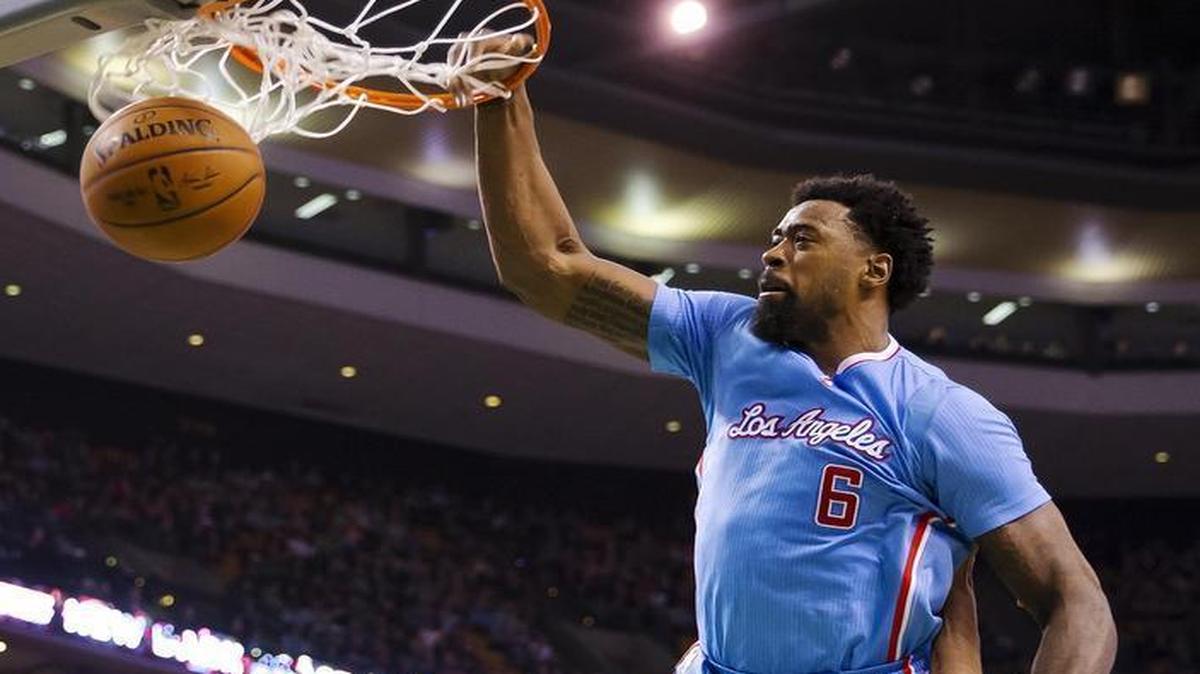 
Los Angeles Clippers center DeAndre Jordan will likely attract an unprecedented amount of boos when he comes to Dallas to play against the Mavericks.
