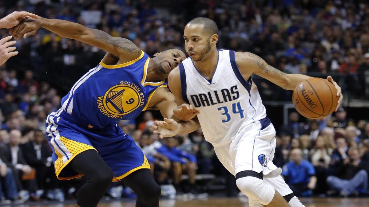 Dallas Mavericks guard Devin Harris will make his season debut against San Antonio.