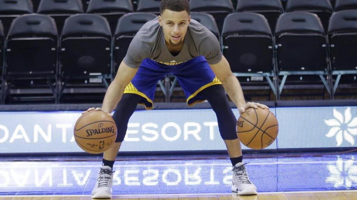 Golden State guard Stephen Curry has a dazzling warm-up show and is arguably the best shooter in the NBA today.