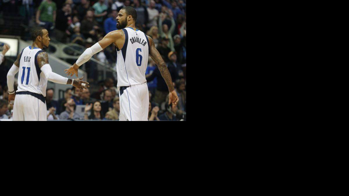 
Monta Ellis, left, and Tyson Chandler are nursing injuries. Ellis is expected to return tonight, but Chandler is questionable.
