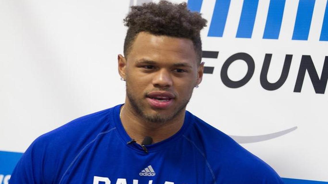 
Mavs rookie Justin Anderson had the dunk of the night Tuesday when he dunked on Oklahoma City defensive specialist Serge Ibaka.
