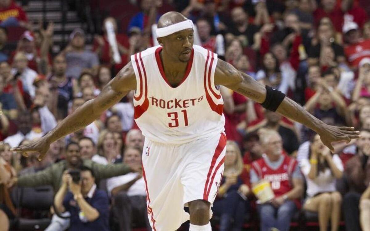 
Jason Terry, who spent last season with the Rockets, is hoping to finish his career with the Mavericks, for whom he played from 2004-12.
