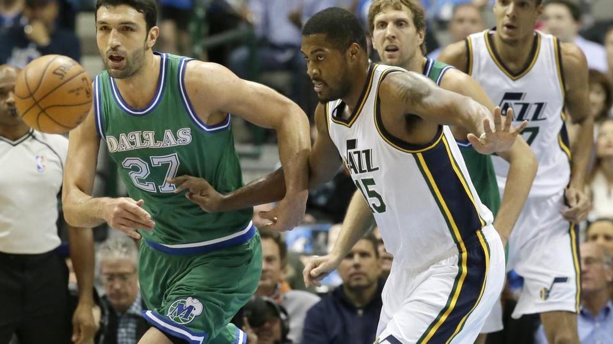 Mavericks center Zaza Pachulia has nine double-doubles through the team’s first 15 games. Dallas visits the division-leading San Antonio Spurs on Wednesday.
