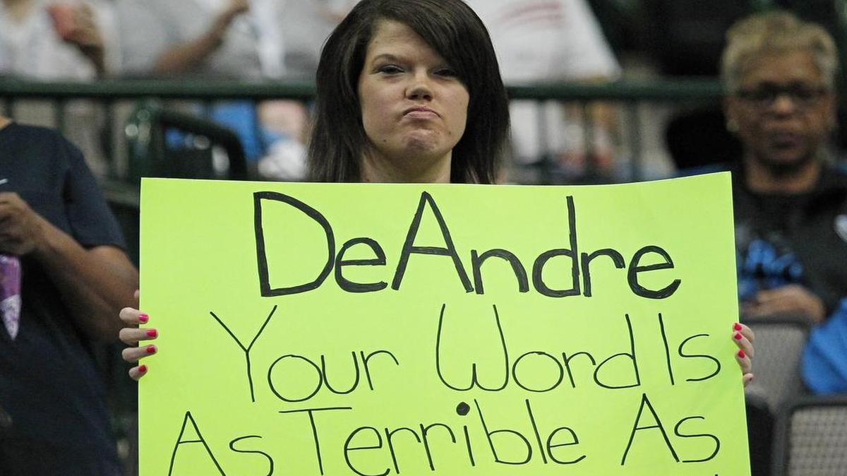 Mavericks fans let their feelings be known about Clippers center DeAndre Jordan on his visit to Dallas in November after his free-agency backtrack the Mavericks in the summer.