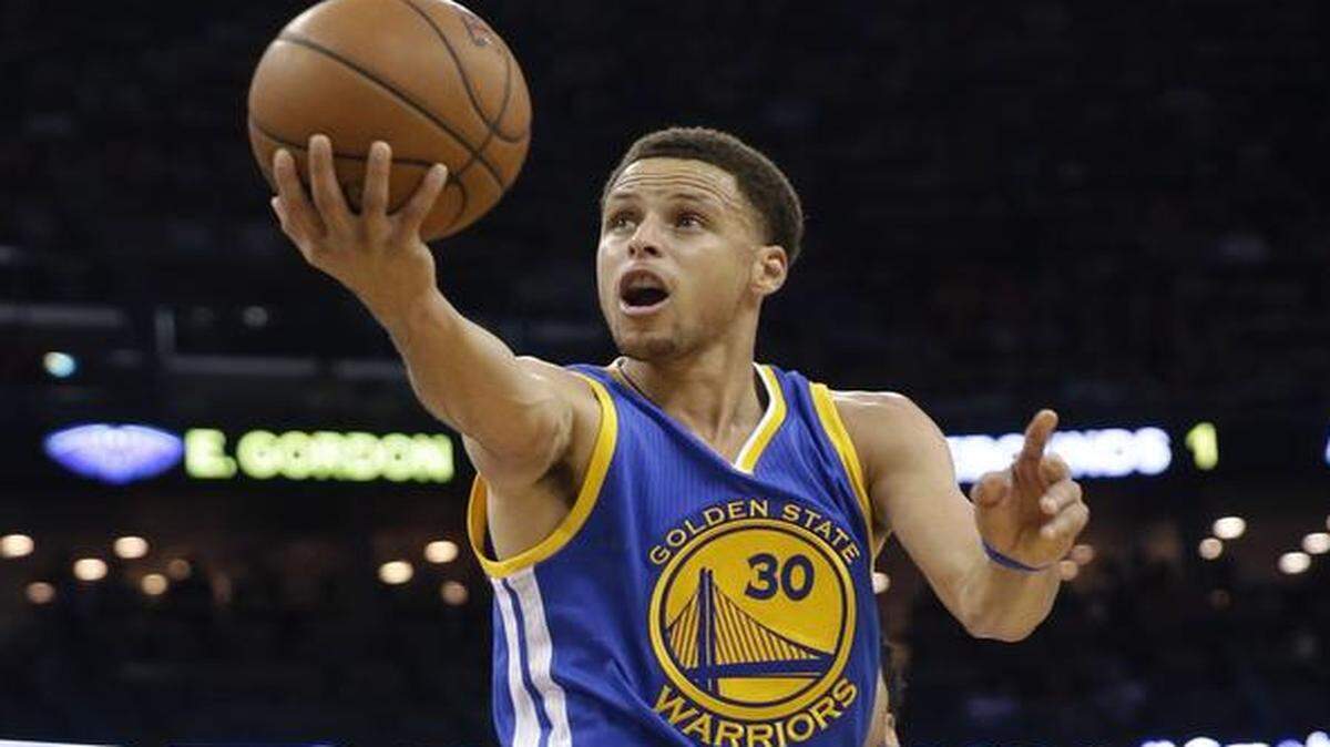 
Guard Stephen Curry is the 3-point shooting MVP candidate who propelled the Warriors to an NBA-leading 67 wins.


