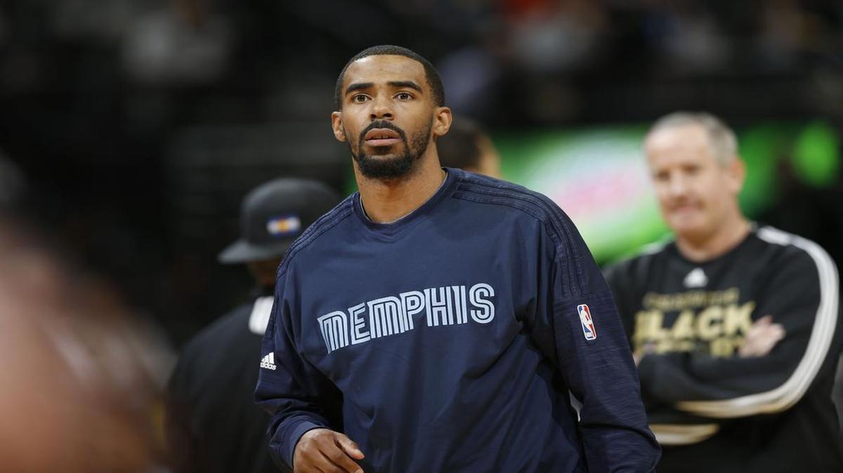 Memphis guard Mike Conley is a hot prospect in free agency. He’s being pursued by the Dallas Mavericks among others.