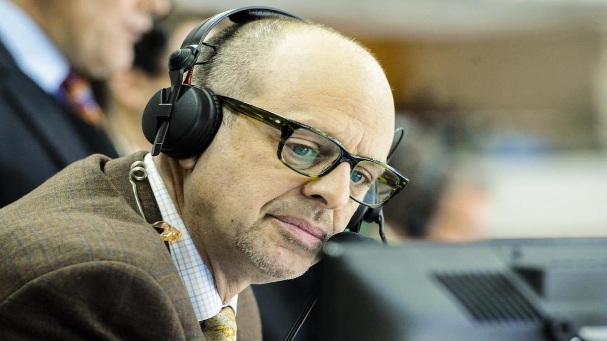 Long-time Stars play-by-play voice Ralph Strangis will be back at work in Dallas on Friday but this time as a guest broadcaster for the Los Angeles Kings. LA’s usual voice, Bob Miller, had heart bypass surgery in February and is traveling sparingly this season. Strangis is one of four guest announcers helping fill in for Miller.